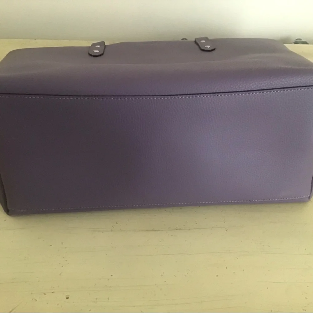 Coach Handbag - Picture 4 of 10